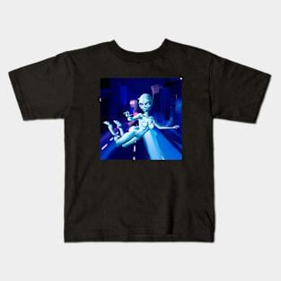 Alien by the road Kids T-Shirt